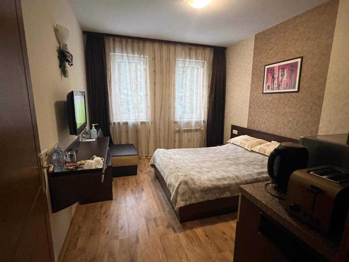 Apartments & Rooms Royal Plaza 波罗维茨 外观 照片