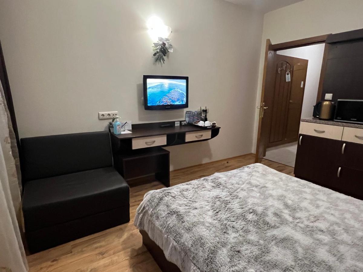 Apartments & Rooms Royal Plaza 波罗维茨 外观 照片