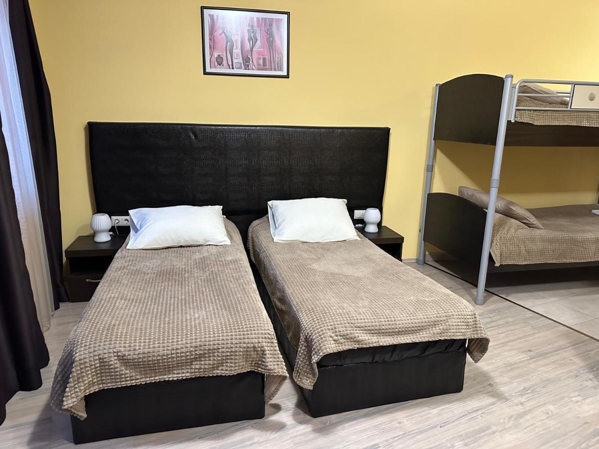 Apartments & Rooms Royal Plaza 波罗维茨 外观 照片